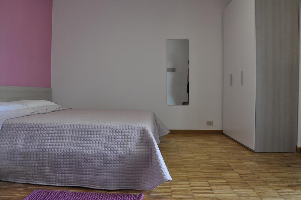 B&B Dos Almas Bari Esterno foto
