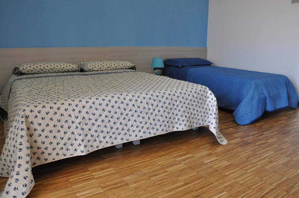 B&B Dos Almas Bari Esterno foto