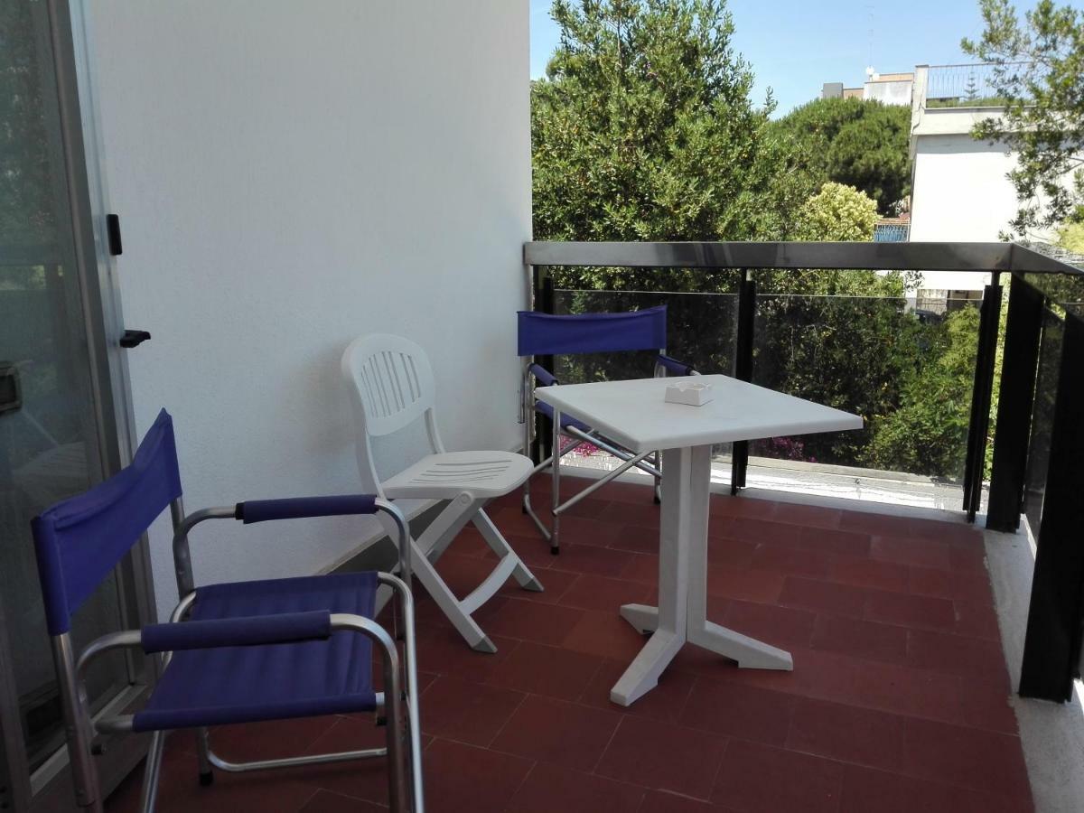B&B Dos Almas Bari Esterno foto
