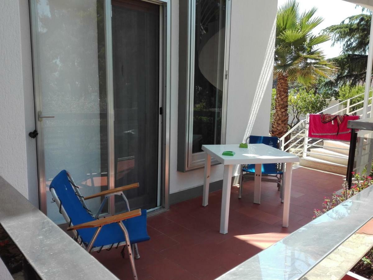 B&B Dos Almas Bari Esterno foto